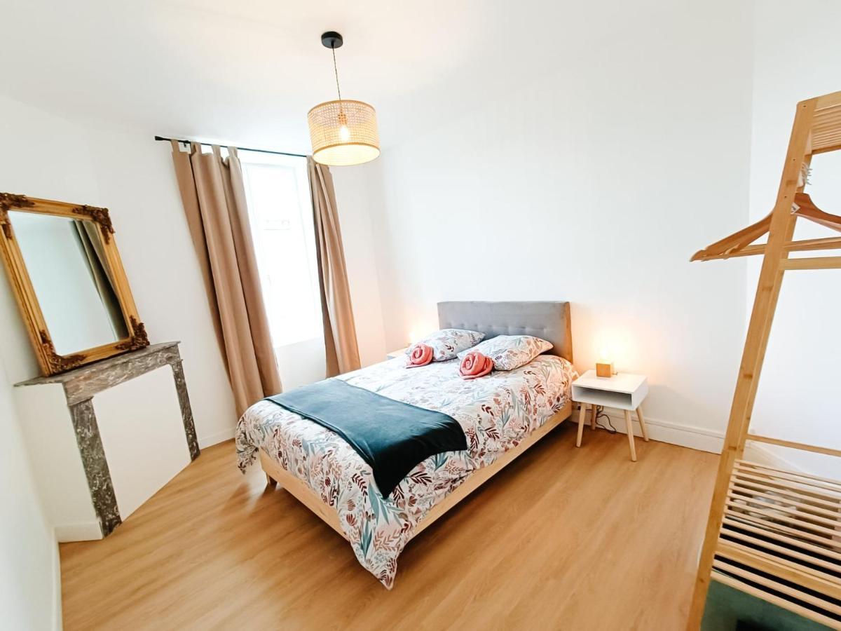 Cosy Perle - 2Ch - Quartier Des Halles & Parking Souterrain Pau Esterno foto
