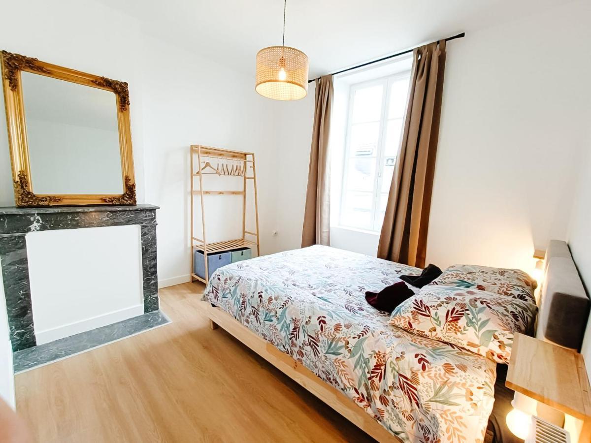 Cosy Perle - 2Ch - Quartier Des Halles & Parking Souterrain Pau Esterno foto